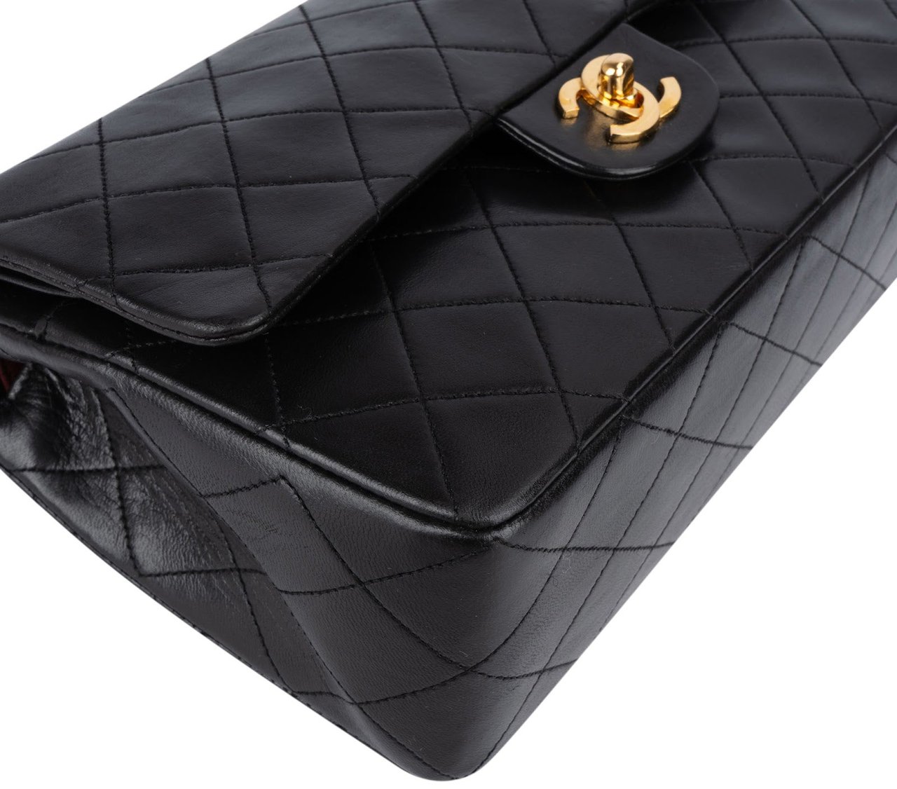 Chanel Chanel Quilted 24K Gold Lambskin Medium Double Flap Shoulder Bag Zwart