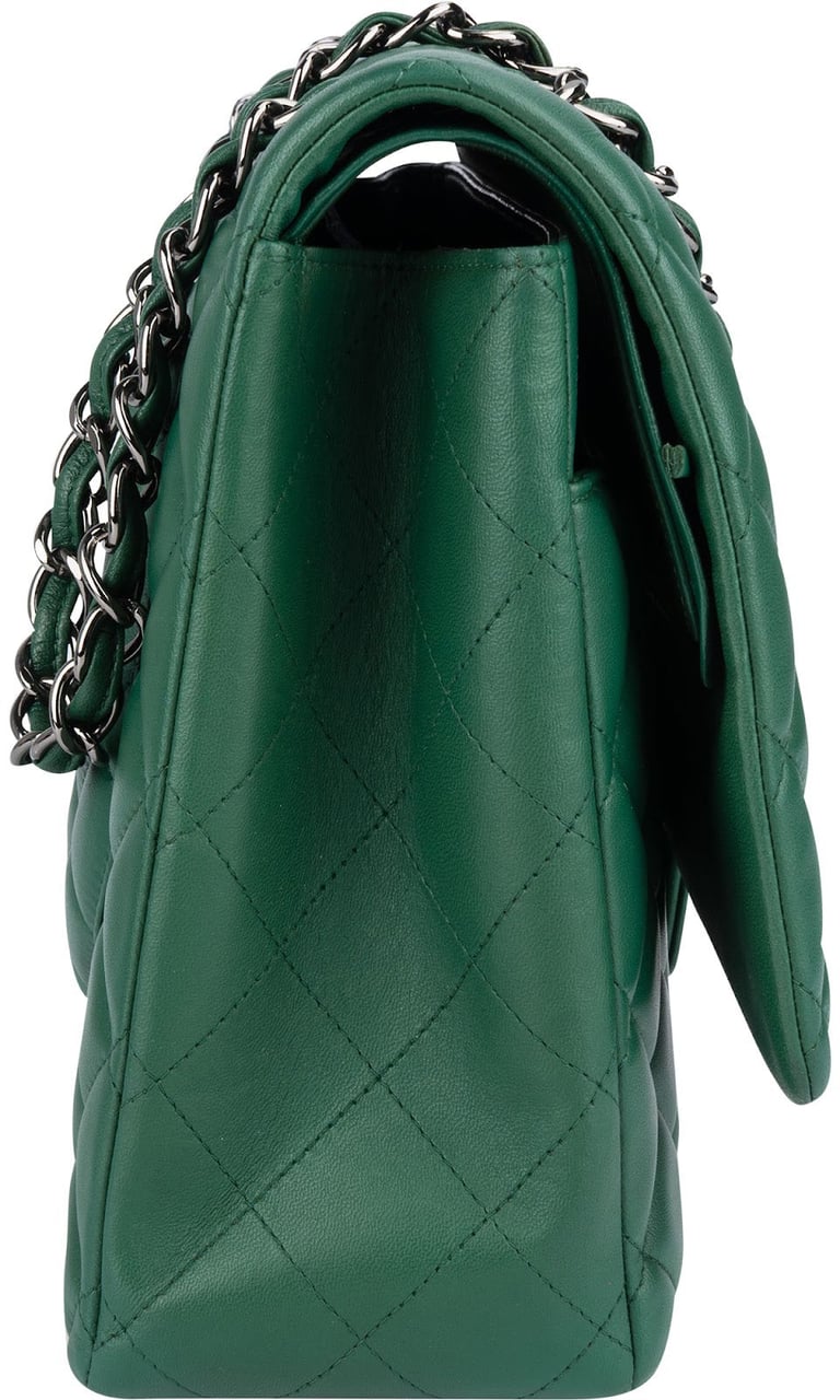 Chanel Chanel Quilted Lambskin Maxi Double Flap Crossbody Bag Groen