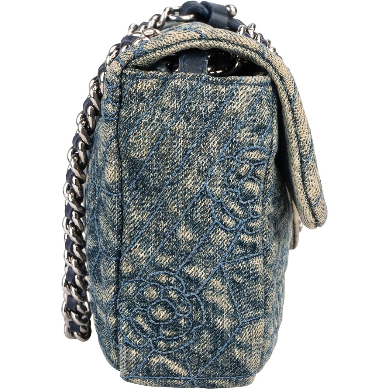 Chanel Chanel Denim Camellia Single Flap Crossbody Bag Blauw