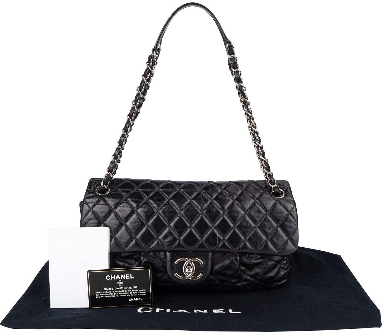 Chanel Quilted Lambskin Single Flap Crossbody Bag Zwart