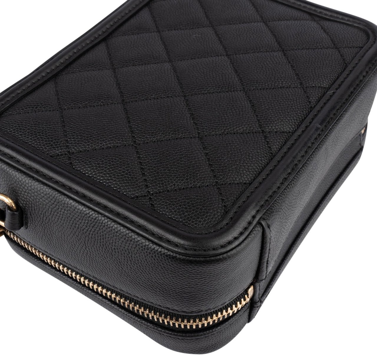 Chanel Quilted Caviar Leather CC Filigree Crossbody Bag Zwart