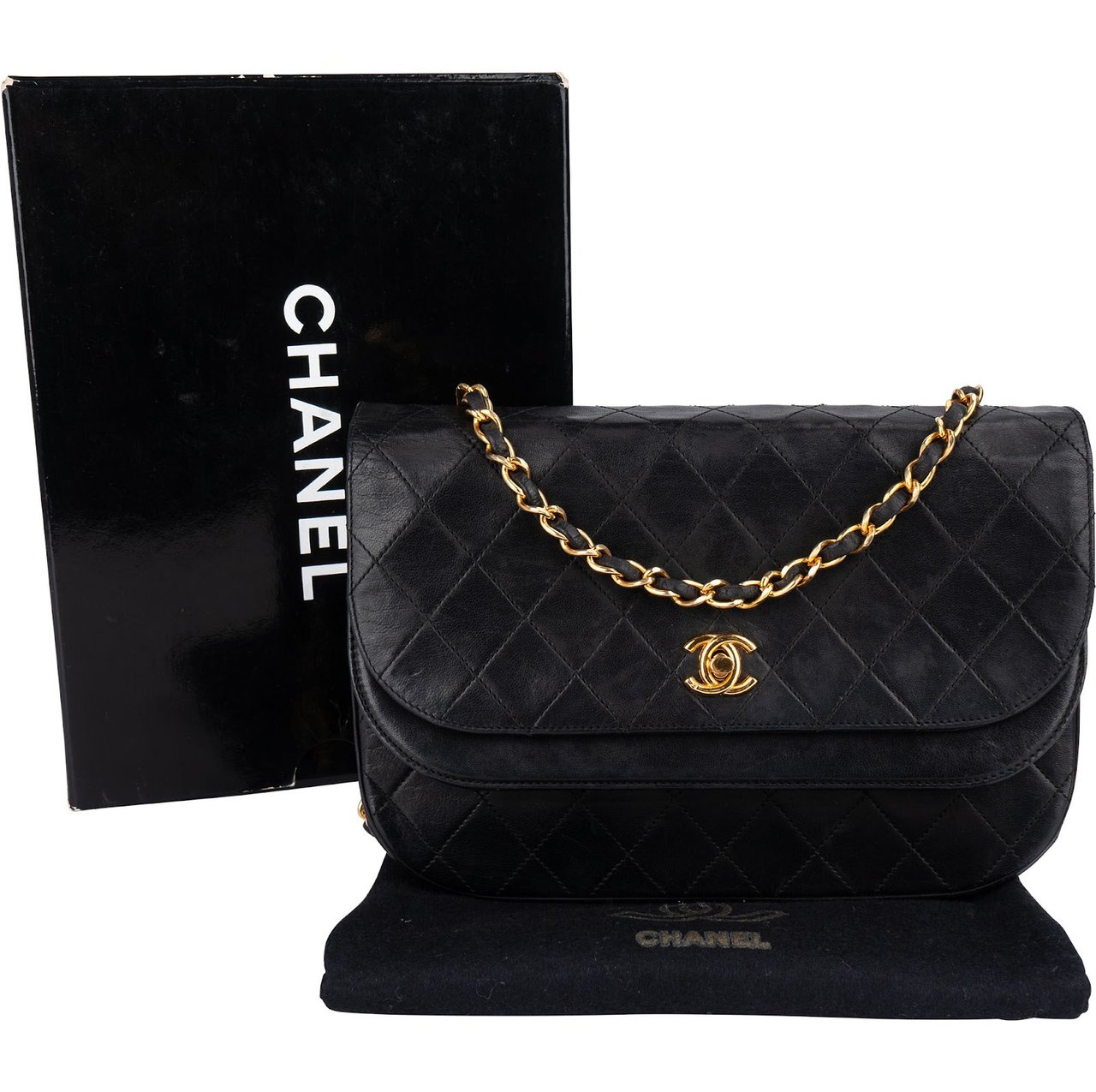 Chanel Quilted Lambskin 24K Gold Half Moon Single Flap Shoulder Bag Zwart