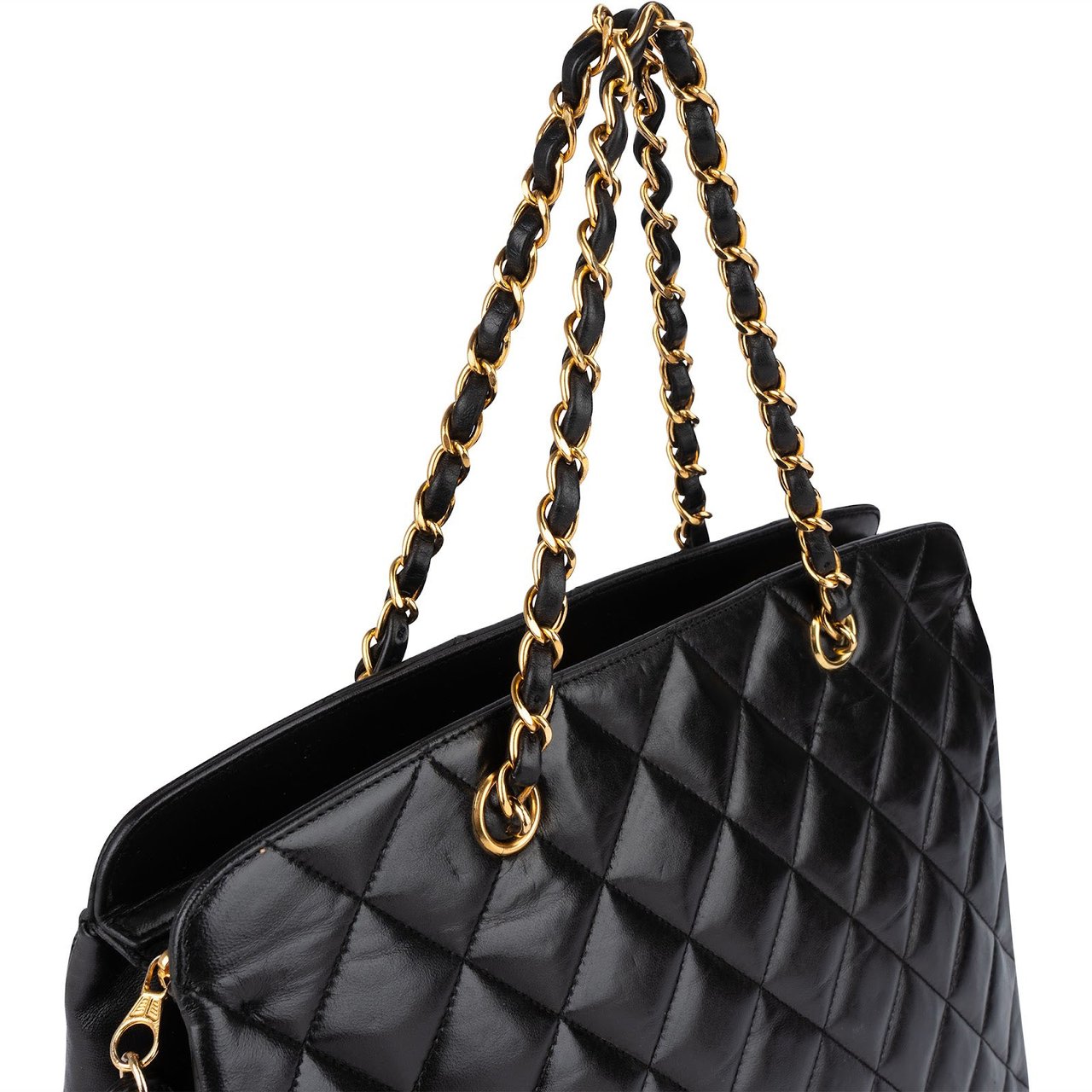 Chanel Chanel Quilted Lambskin Handbag Zwart