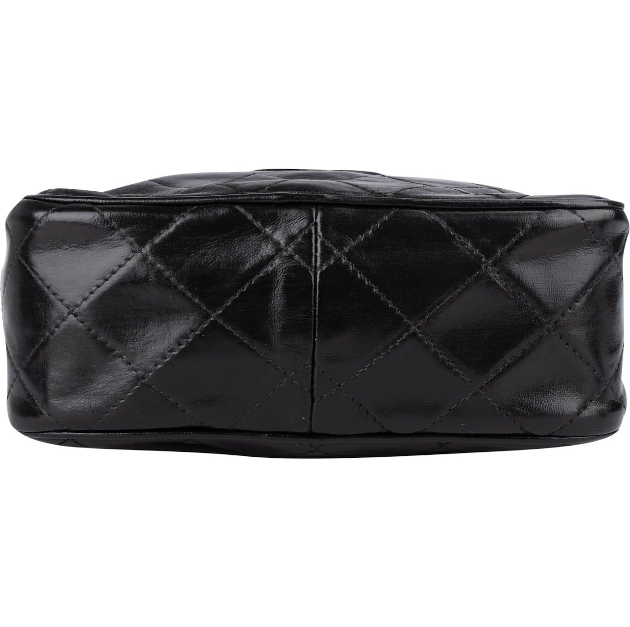 Chanel Quilted Lambskin CC Camera Crossbody Bag Zwart
