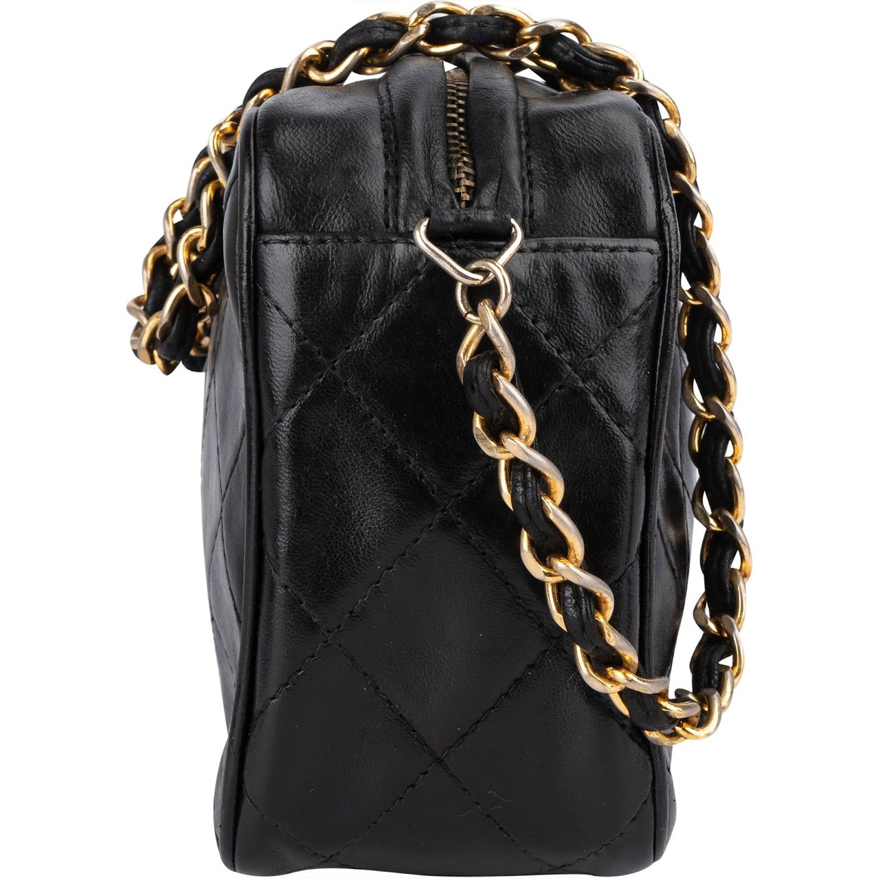 Chanel Quilted Lambskin CC Camera Crossbody Bag Zwart