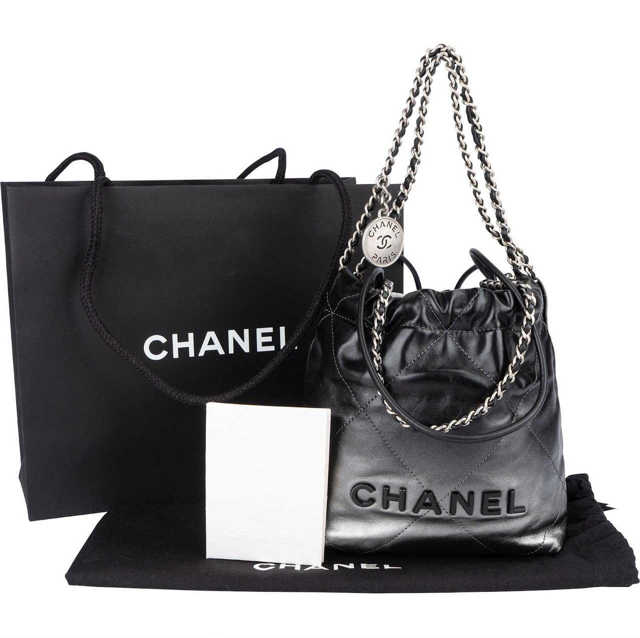 Chanel Chanel 22 Quilted Lambskin Ombre Drawstring Crossbody Bag Zwart