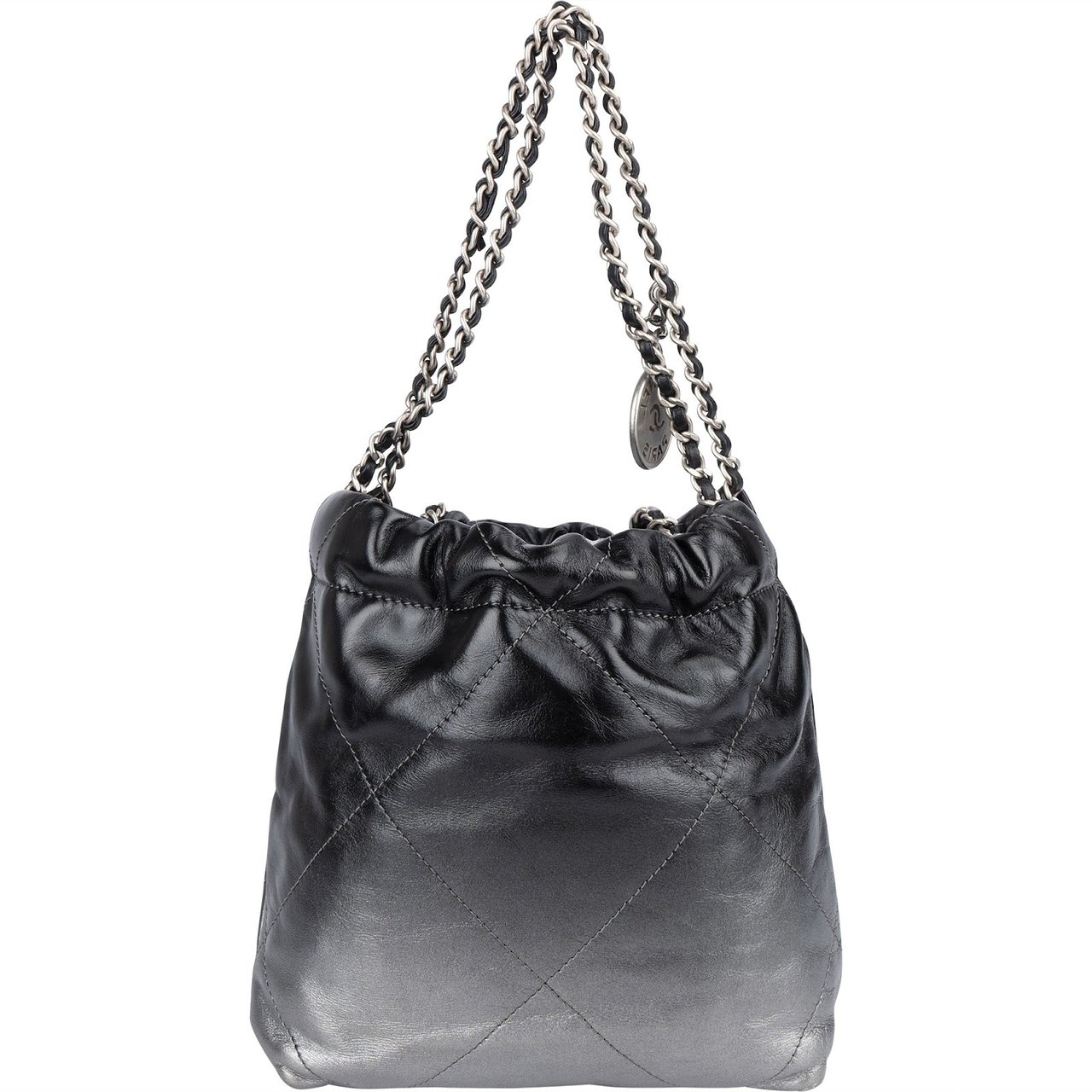 Chanel 22 Quilted Lambskin Ombre Drawstring Crossbody Bag Zwart