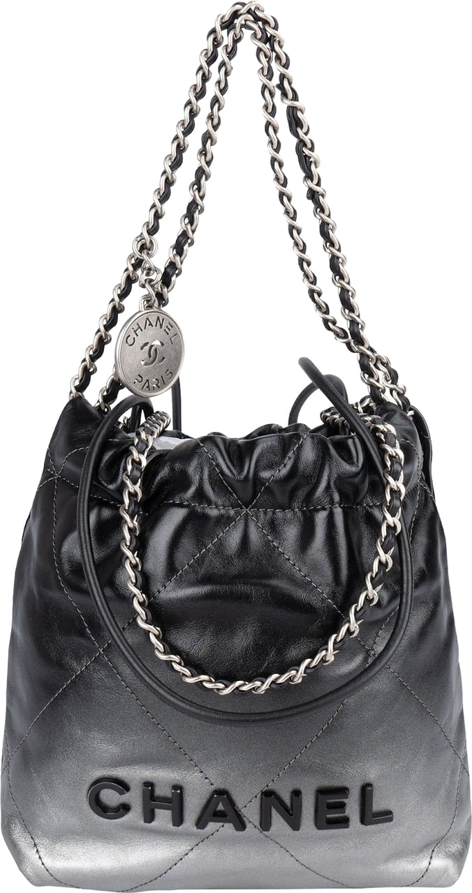 Chanel 22 Quilted Lambskin Ombre Drawstring Crossbody Bag Zwart