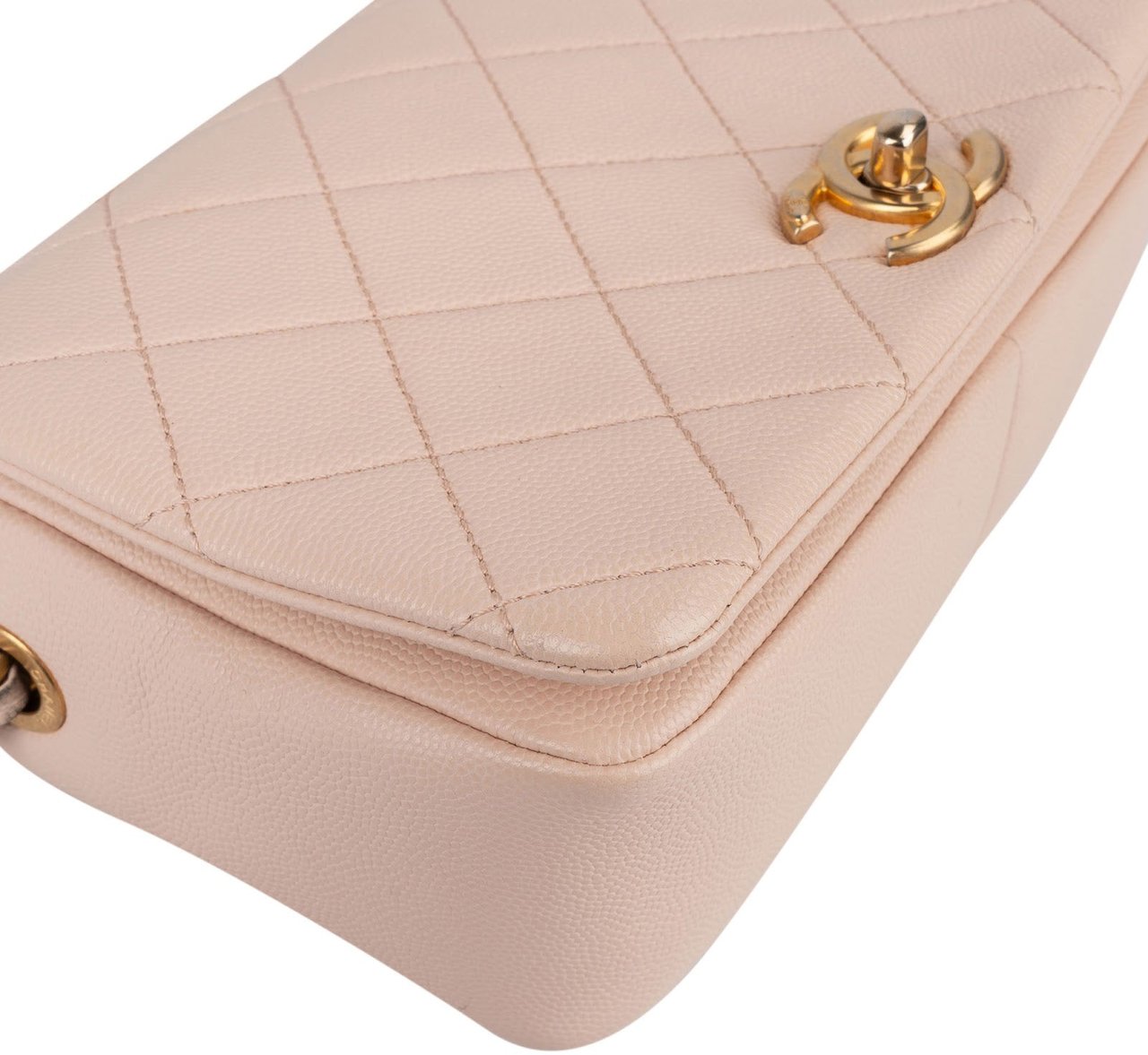 Chanel Chanel Quilted Caviar Leather CC Single Flap Crossbody Bag Rood