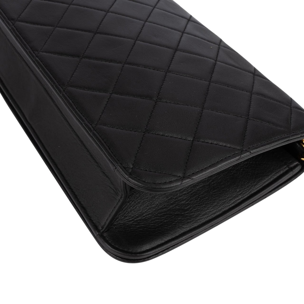 Chanel Chanel Quilted Lambskin 24K Gold Single Flap Shoulder Bag Zwart