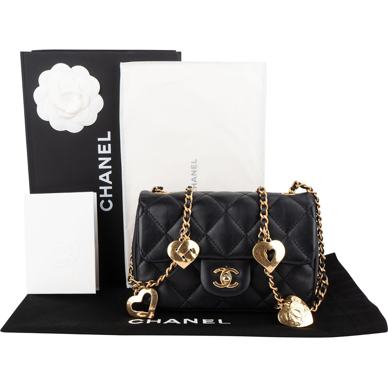 Chanel Quilted Lambskin Heart Charms Mini Rectangular Single Flap Crossbody Bag Zwart