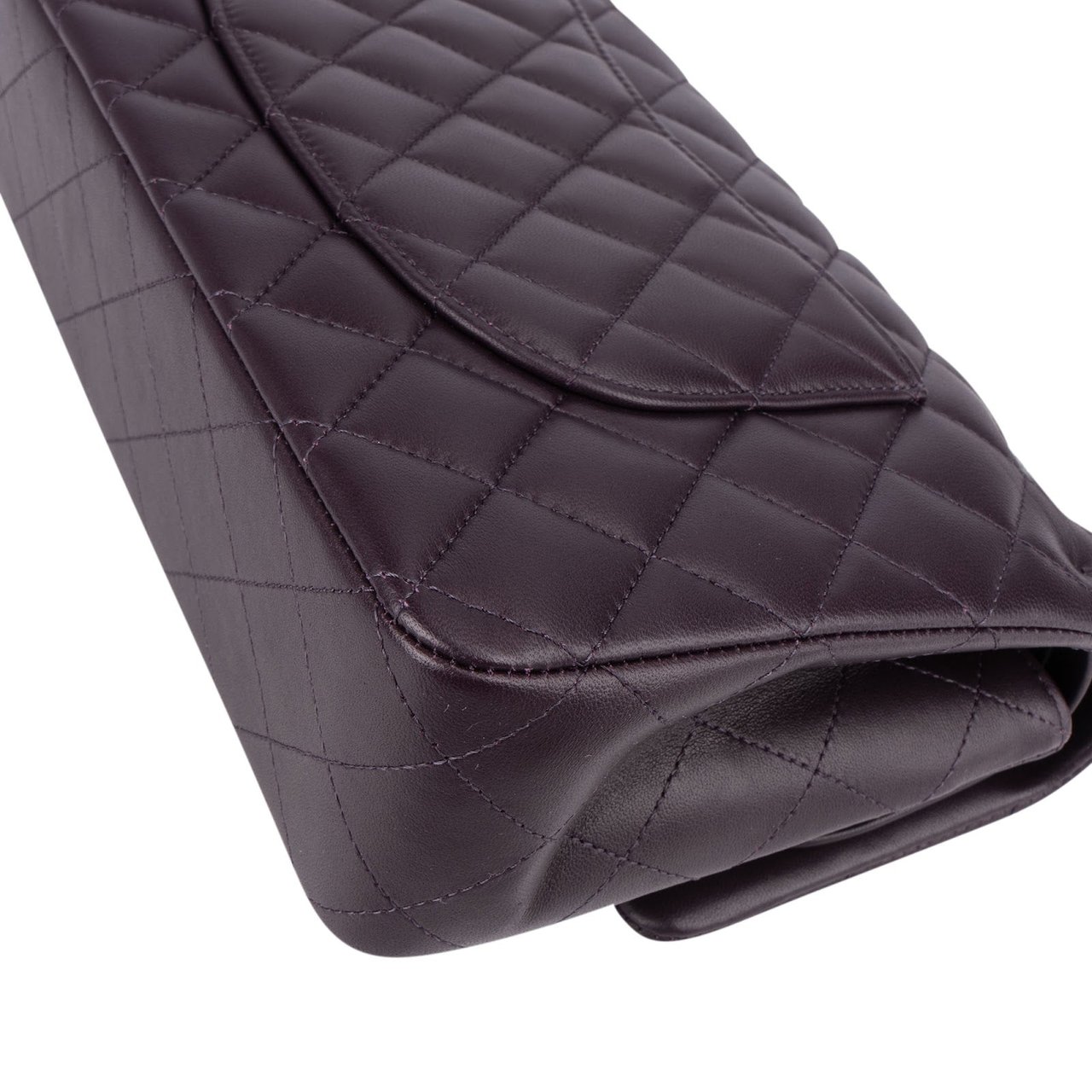 Chanel Chanel Quilted Lambskin Medium Double Flap Crossbody Bag Paars