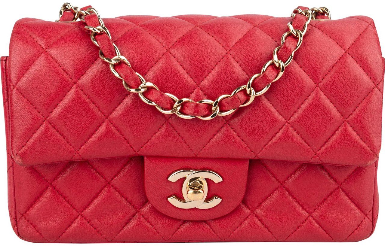 Chanel Chanel Quilted Lambskin Small Single Flap Crossbody Bag Rood