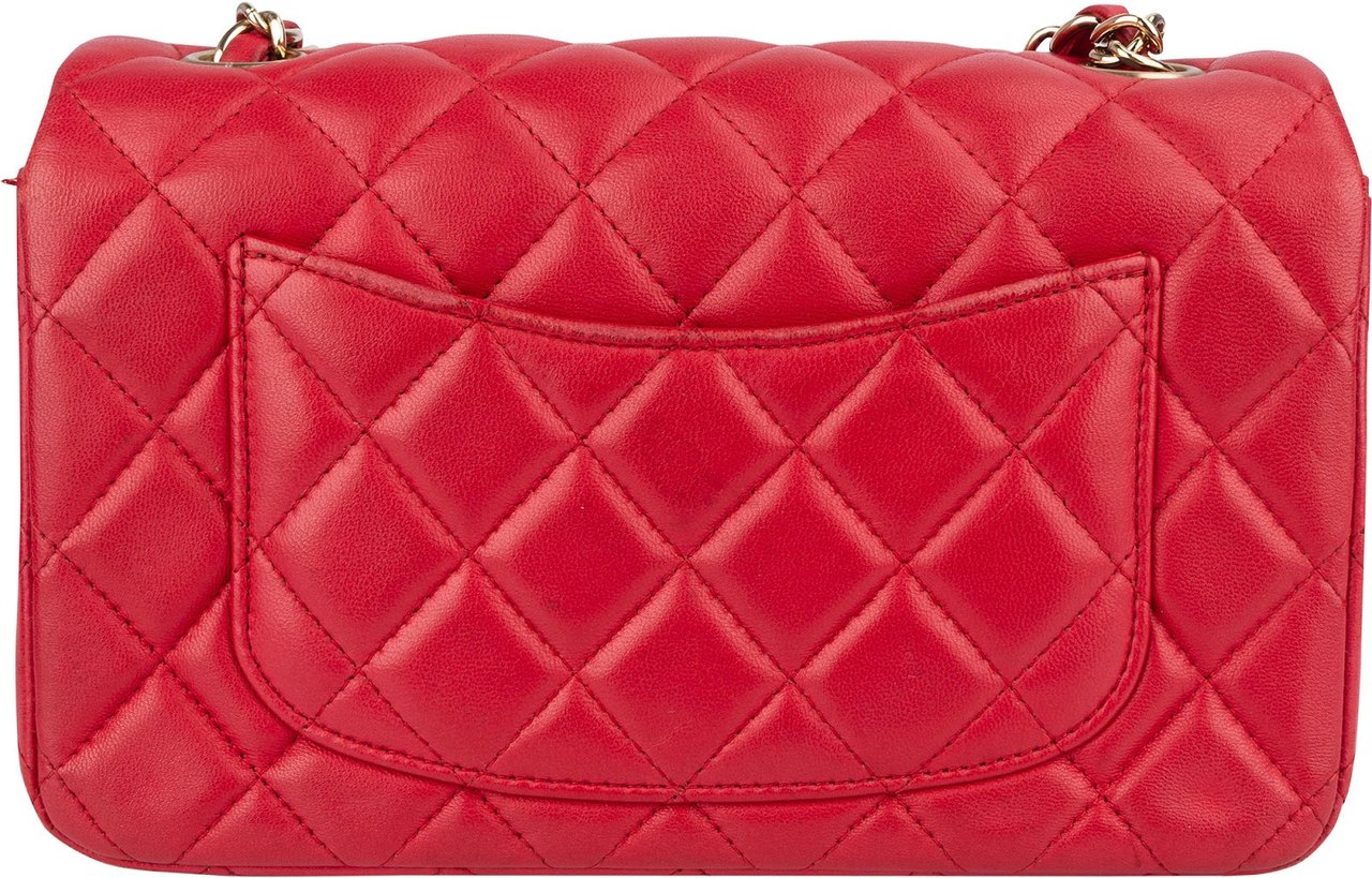 Chanel Chanel Quilted Lambskin Small Single Flap Crossbody Bag Rood