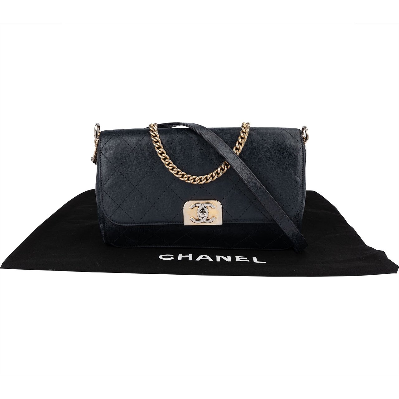 Chanel Chanel Stitching Leather CC Boy Single Flap Crossbody Bag Zwart