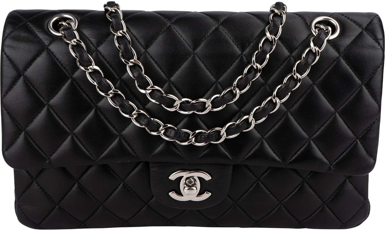Chanel Chanel Quilted Lambskin Medium Double Flap Crossbody Bag Zwart
