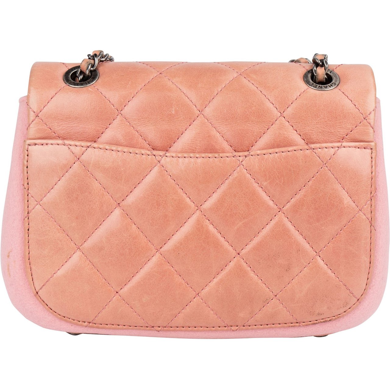 Chanel Quilted Lambskin Edelweiß Salzburg Single Flap Crossbody Bag Rood
