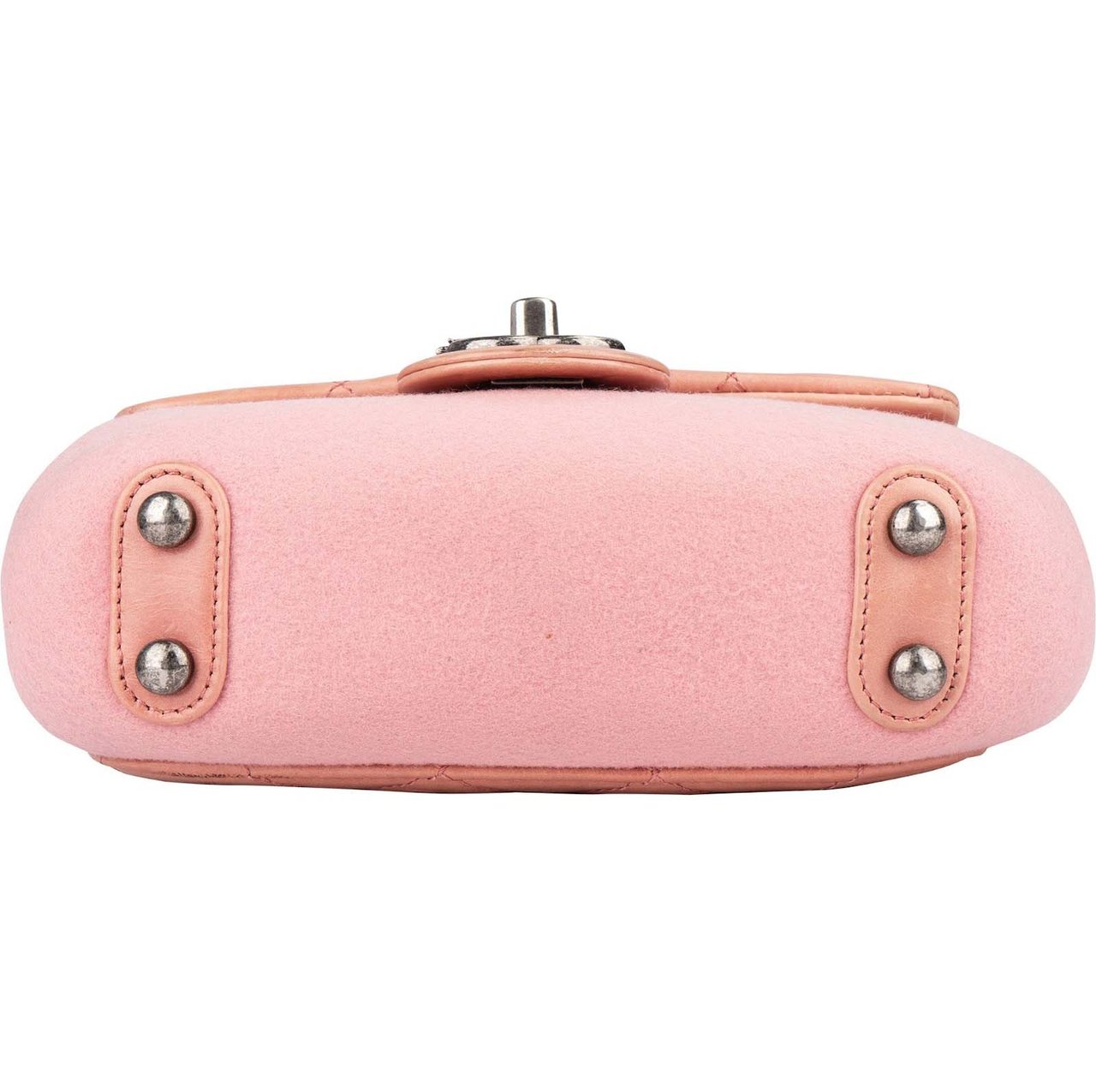 Chanel Chanel Quilted Lambskin Edelweiß Salzburg Single Flap Crossbody Bag Rood