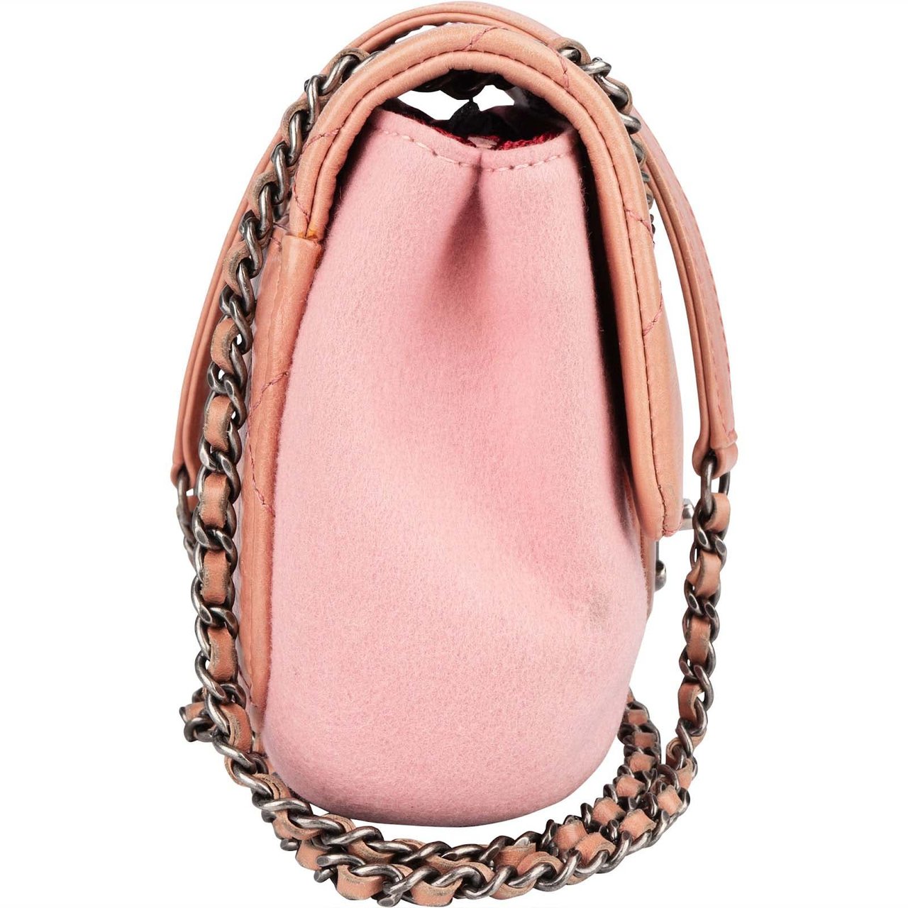 Chanel Chanel Quilted Lambskin Edelweiß Salzburg Single Flap Crossbody Bag Rood