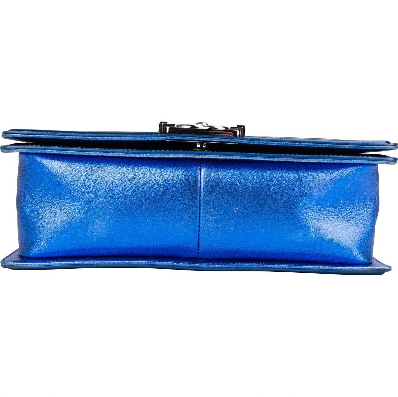 Chanel Chanel Quilted Patent Leather Boy Single Flap Crossbody Bag Blauw