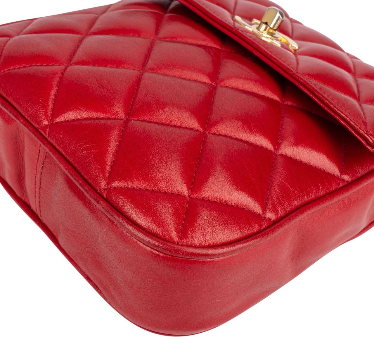Chanel Chanel Quilted Lambskin CC Mini Single Flap Crossbody Bag Rood