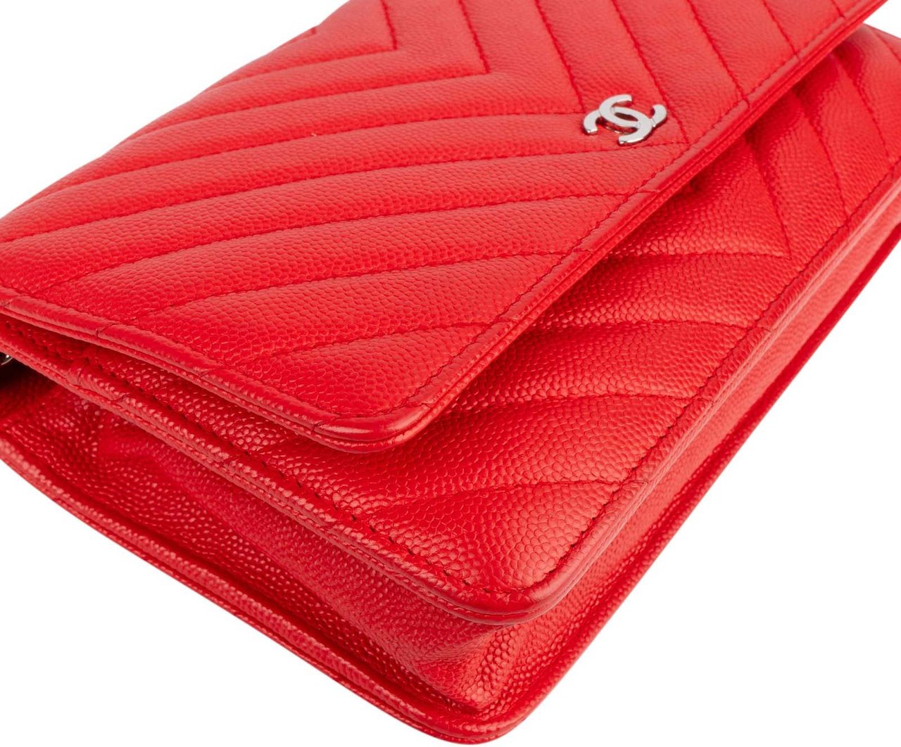 Chanel Chanel Chevron Caviar Leather Wallet On Chain Crossbody Bag Rood