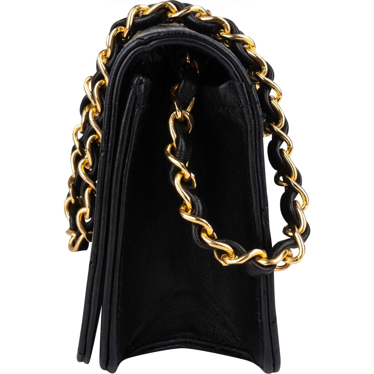 Chanel Chanel Quilted Lambskin 24K Gold Single Flap Crossbody Bag Zwart