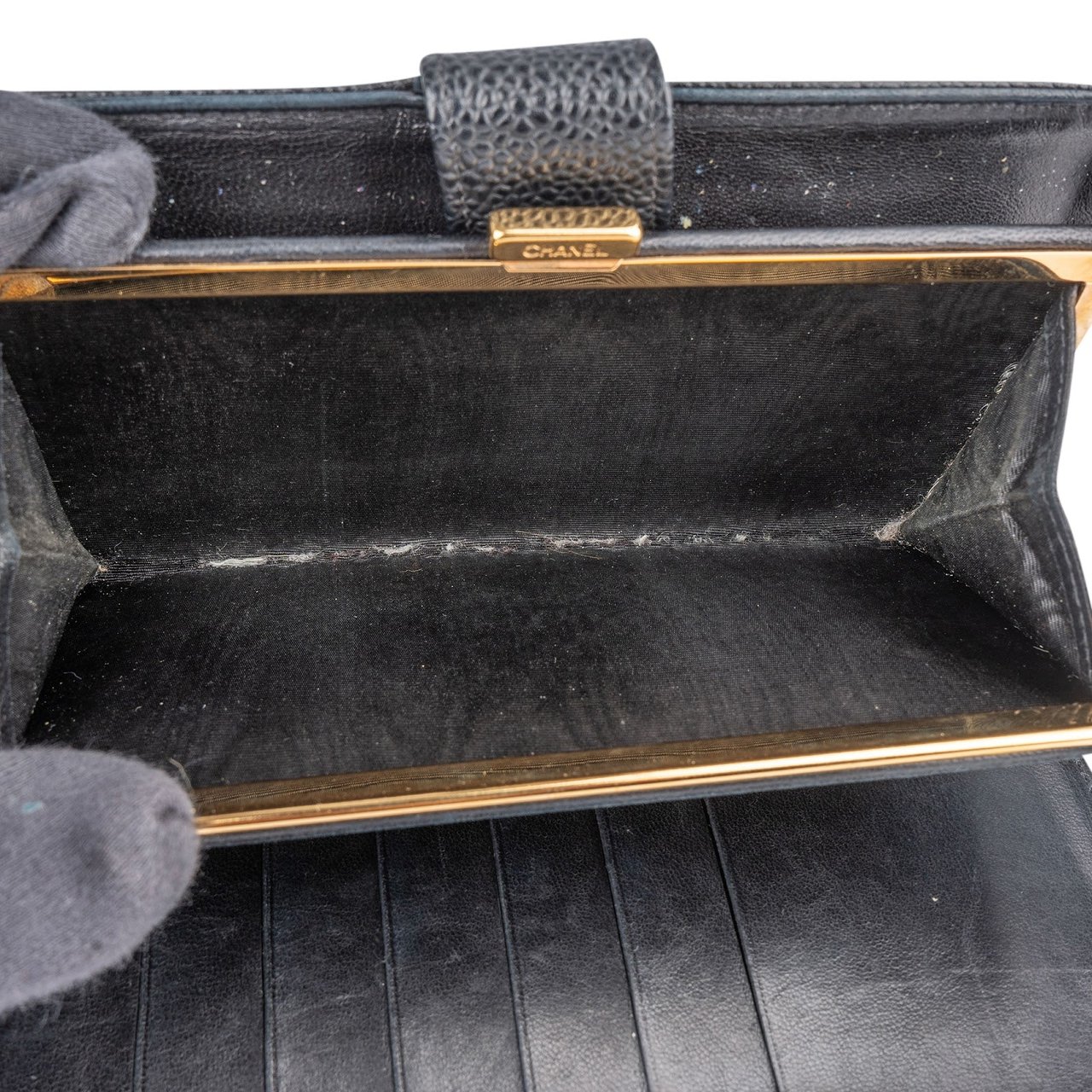 Chanel Chanel Caviar Leather CC Bifold Wallet Zwart