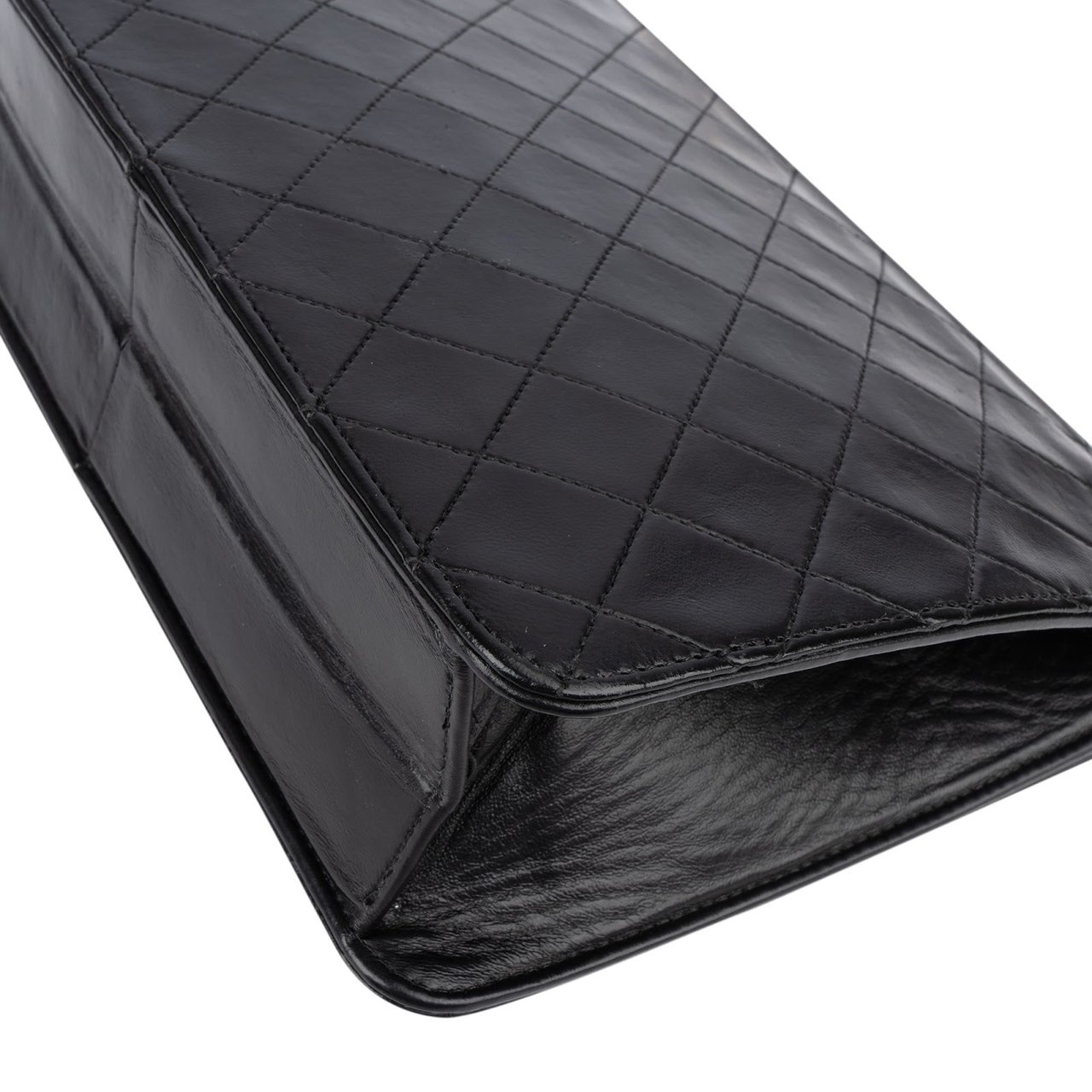 Chanel Chanel Quilted Lambskin CC Single Flap Shoulder Bag Zwart