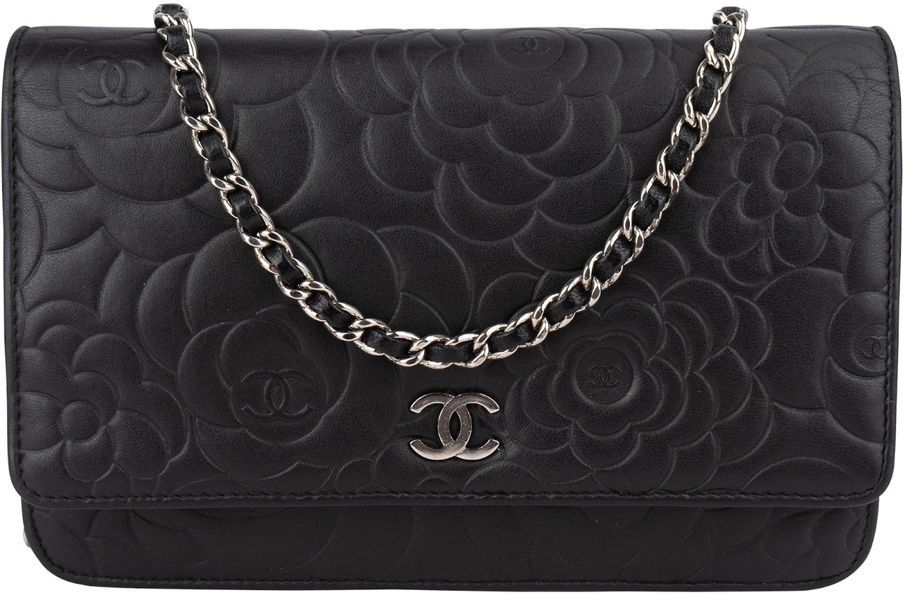 Chanel Chanel Camellia Lambskin Wallet On Chain Crossbody Bag Zwart