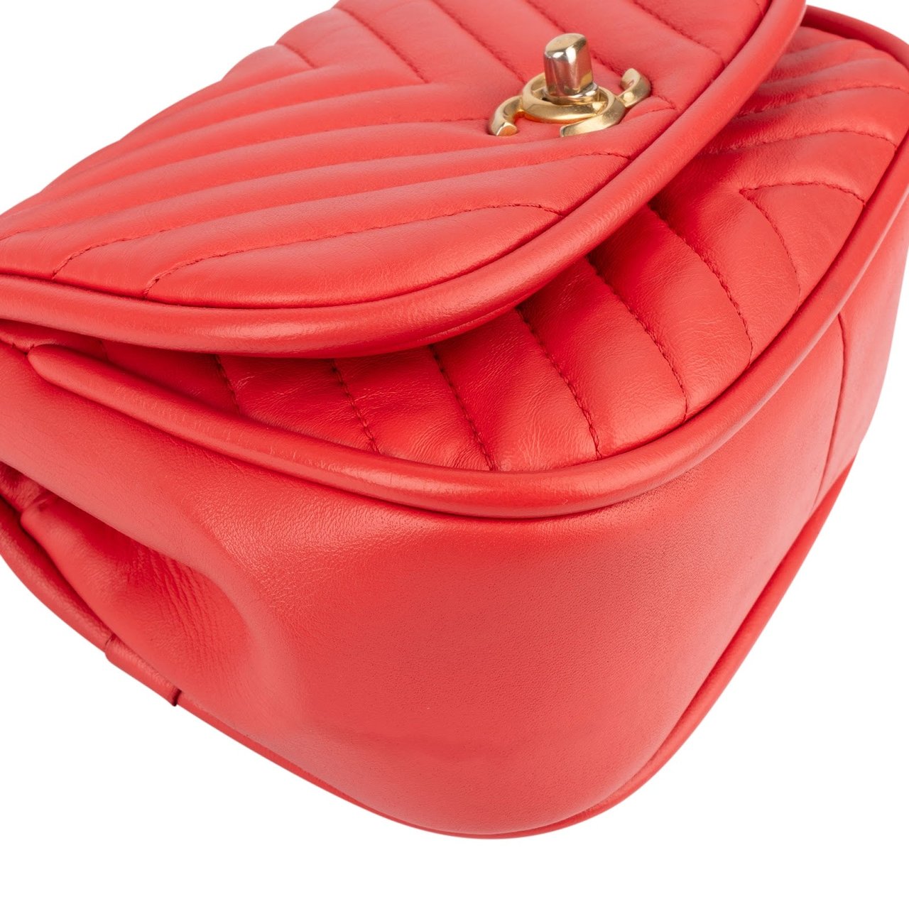 Chanel Chanel Chevron Lambskin Single Flap Top Handle Crossbody Bag Rood