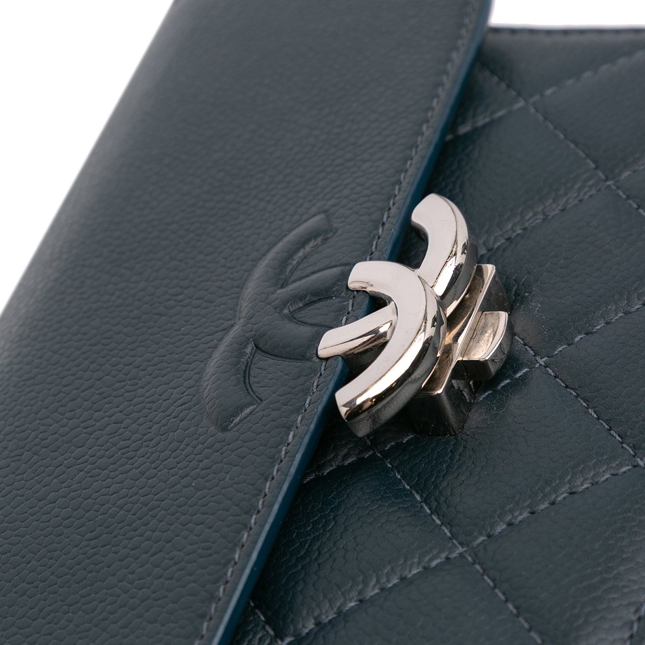 Chanel Mini Quilted Caviar CC Box Flap Blauw