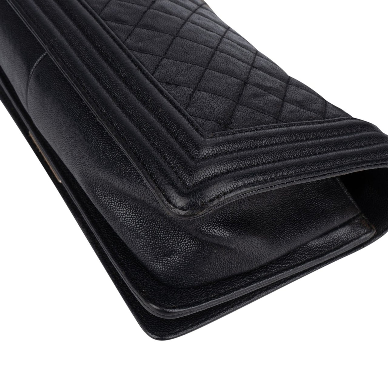 Chanel Quilted Caviar Leather Boy Single Flap Crossbody Bag Zwart