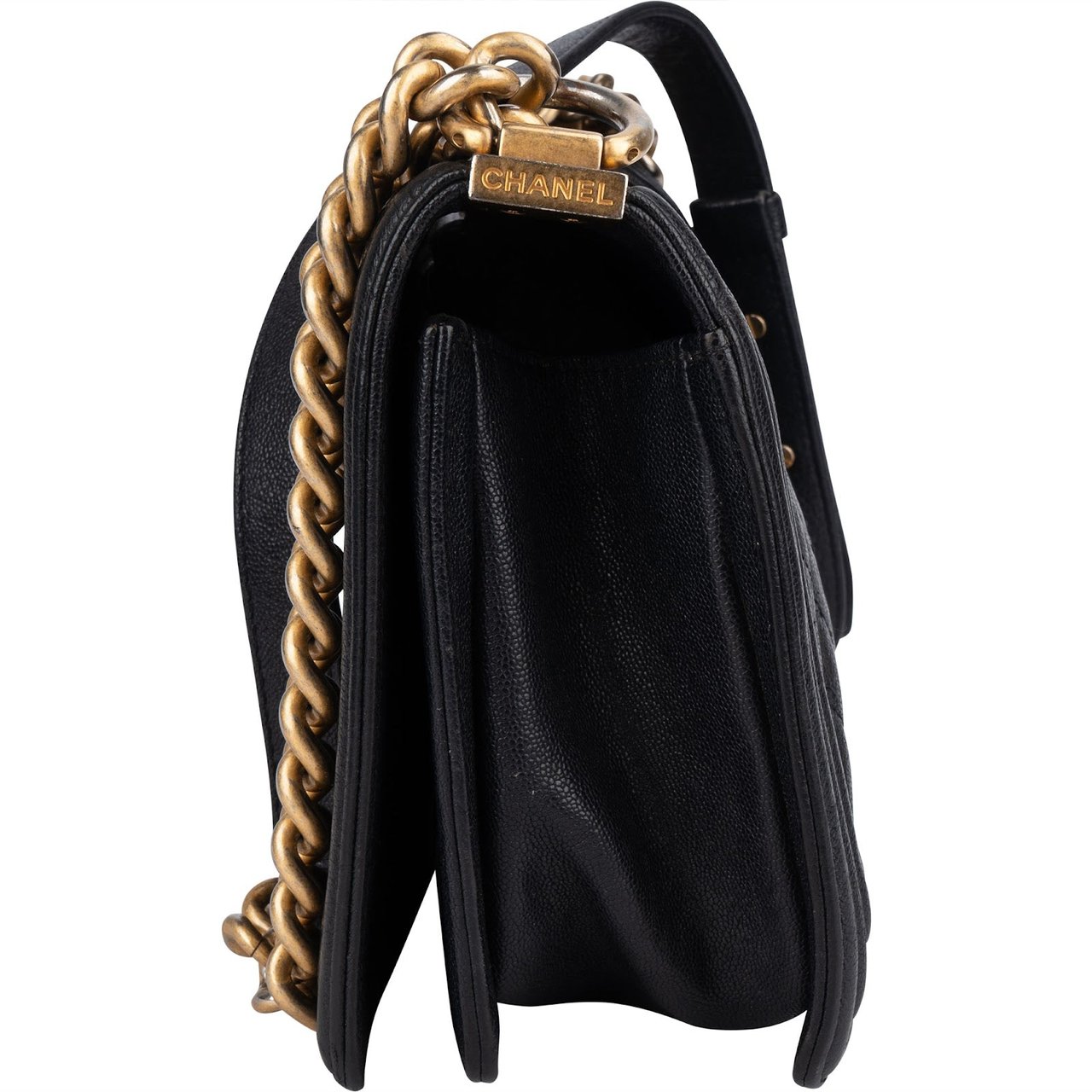 Chanel Quilted Caviar Leather Boy Single Flap Crossbody Bag Zwart