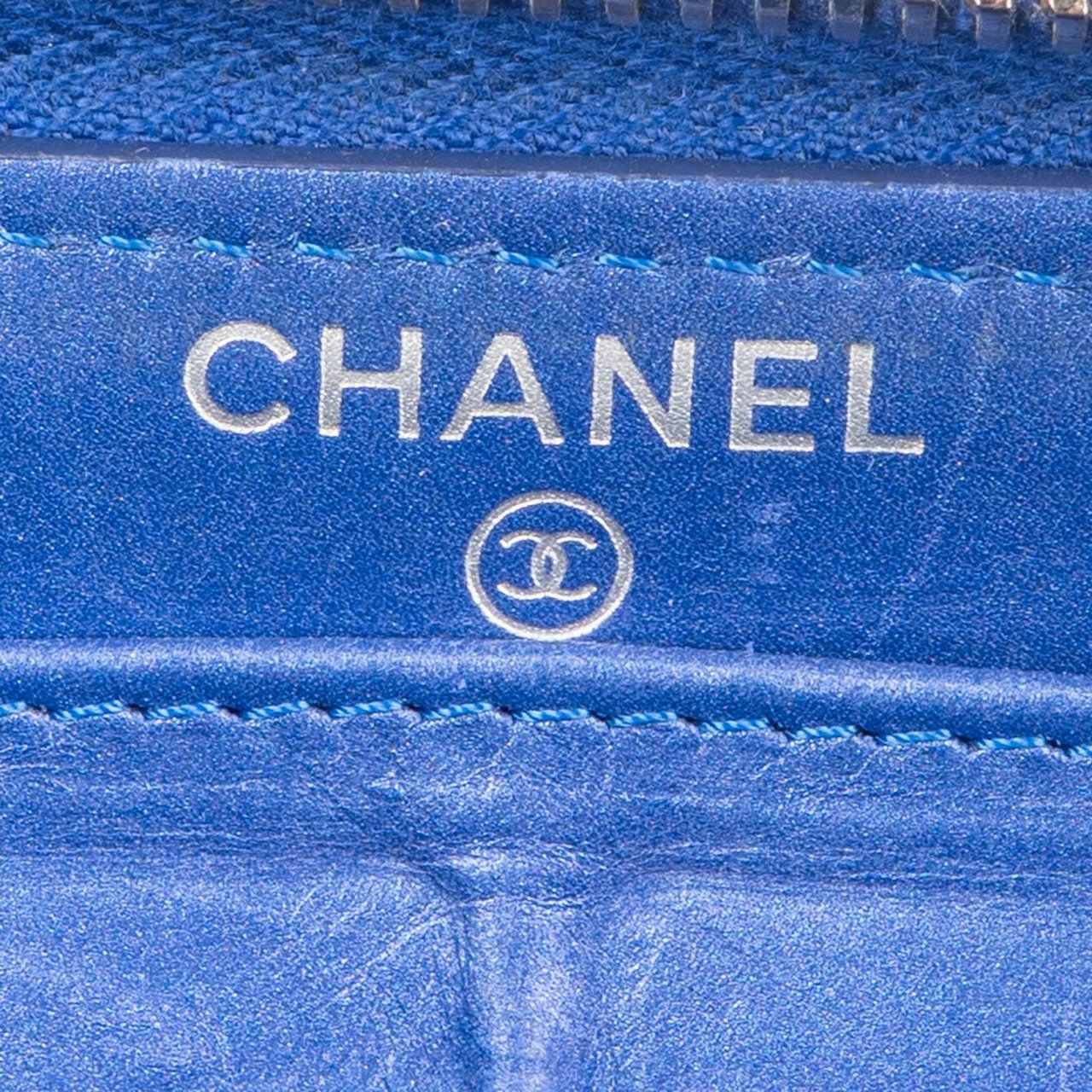 Chanel Chanel Quilted Lambskin CC Wallet Blauw