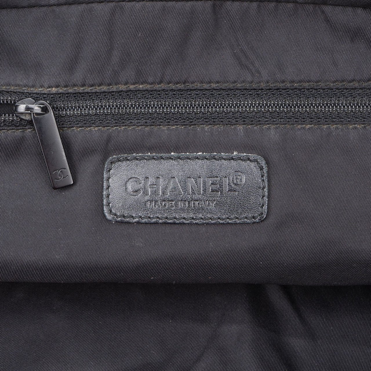 Chanel Chanel Monogram Travel Line Handbag Zwart