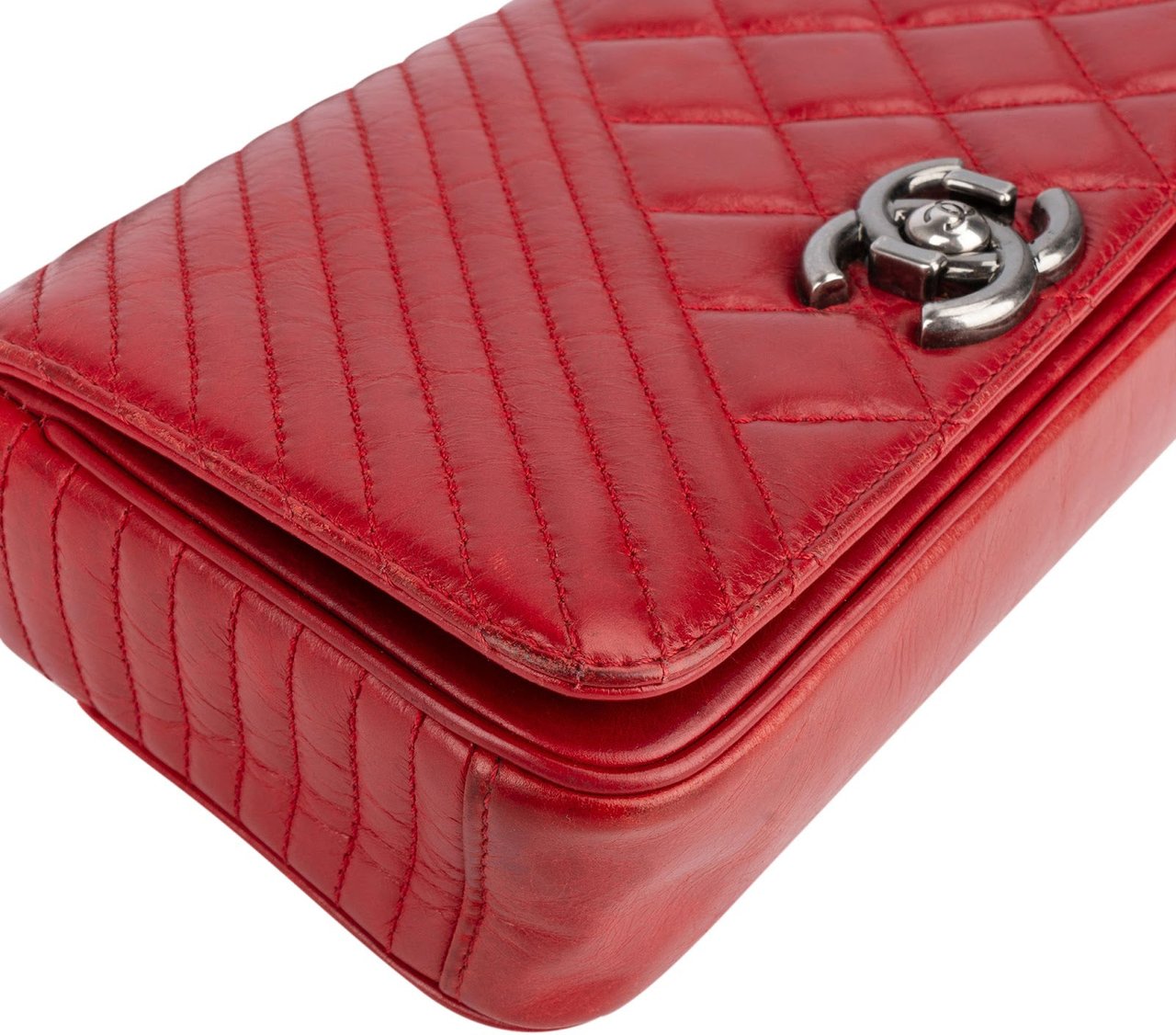 Chanel Chanel Quilted Calfskin Leather Boy Single Flap Crossbody Bag Rood