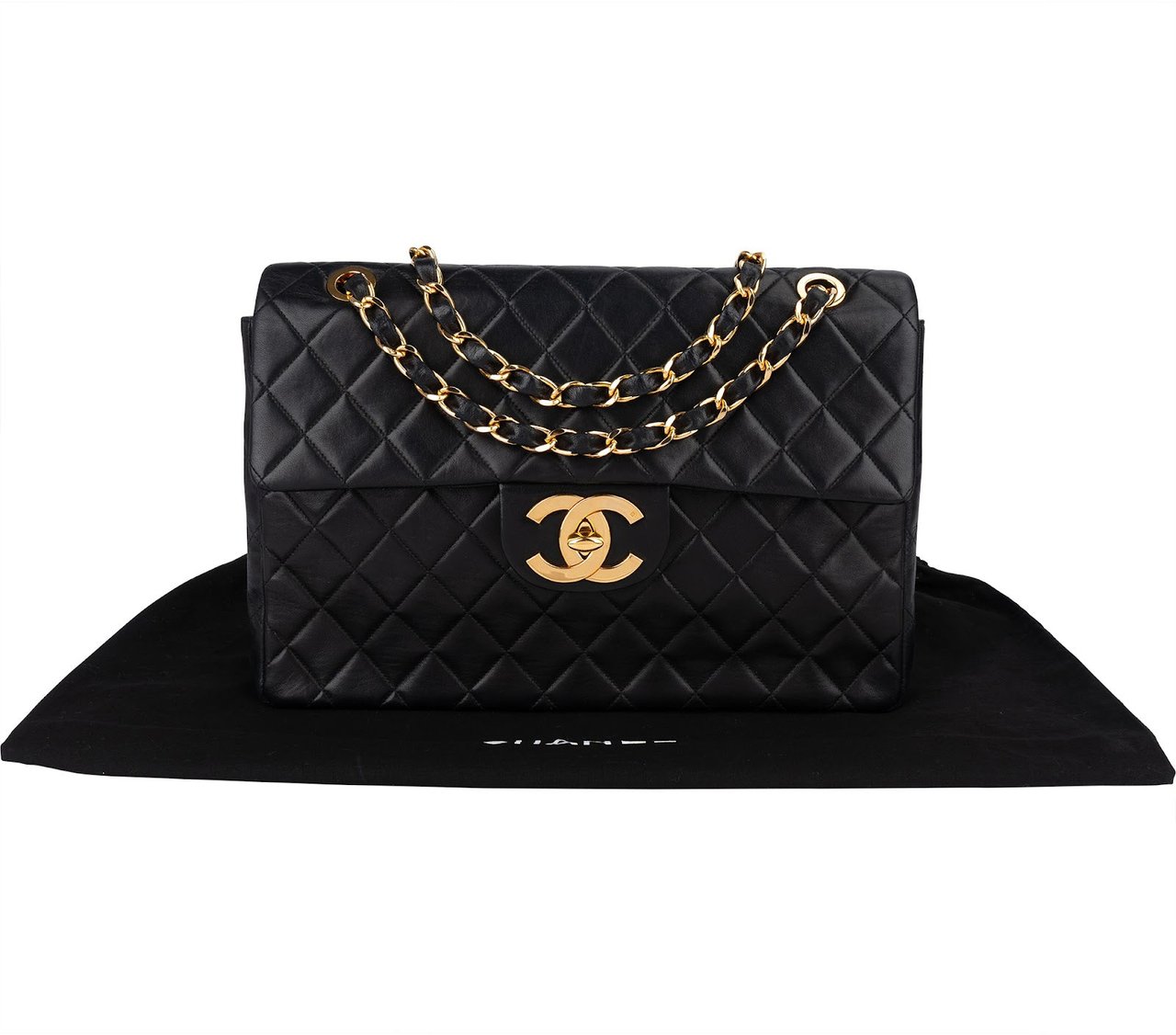 Chanel Chanel Quilted Lambskin 24K Gold Maxi Single Flap Crossbody Bag Zwart