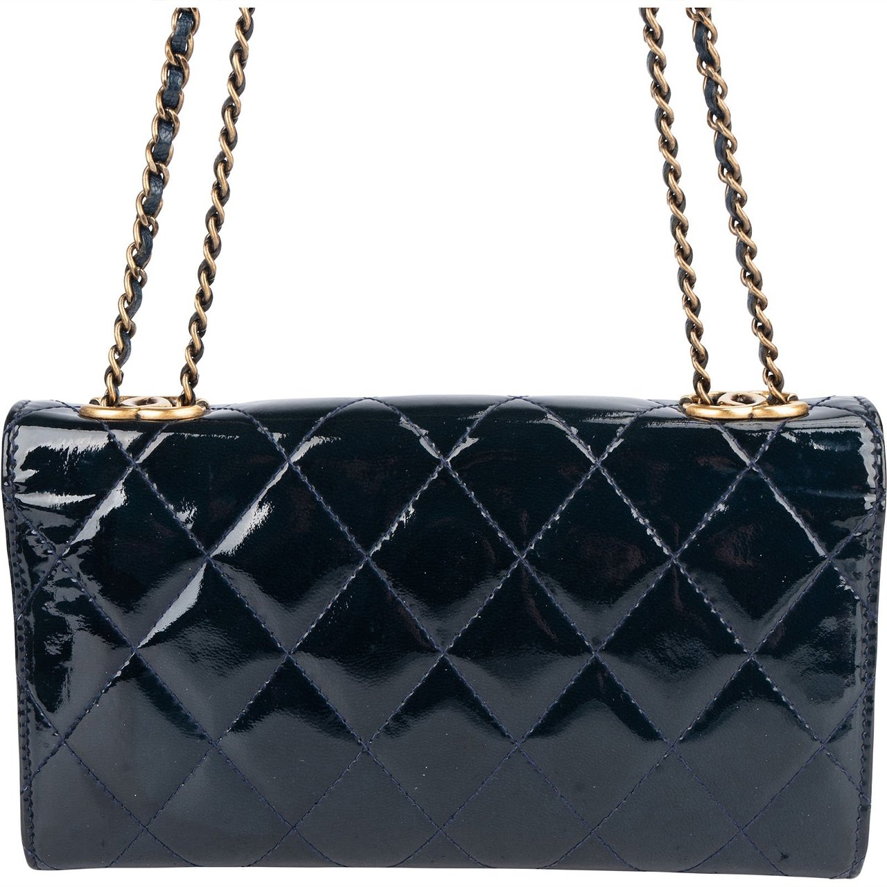 Chanel Chanel Quilted Patent Leather Single Flap Crossbody Bag Blauw