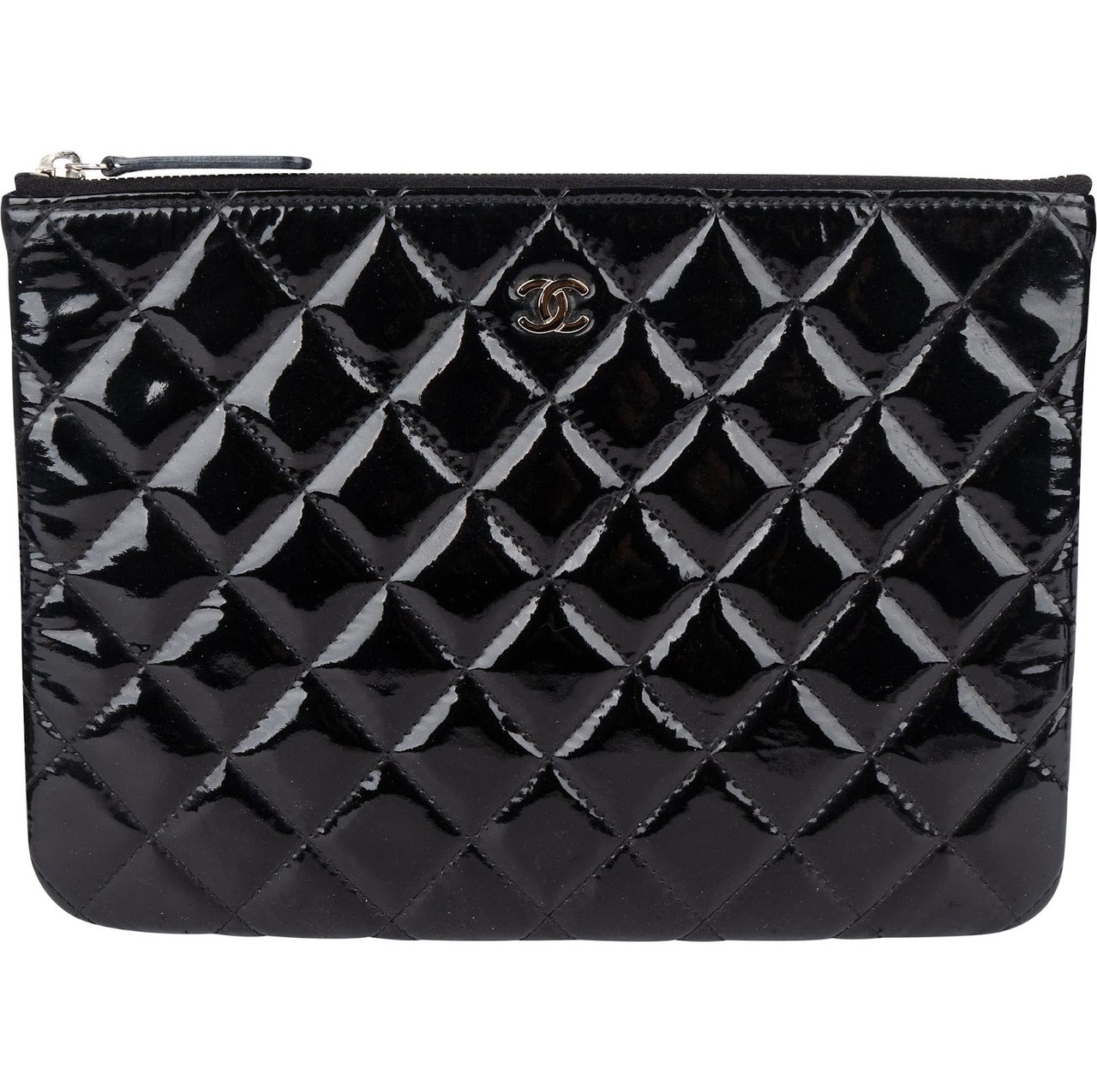 Chanel Chanel Quilted Patent Leather CC Clutch Zwart