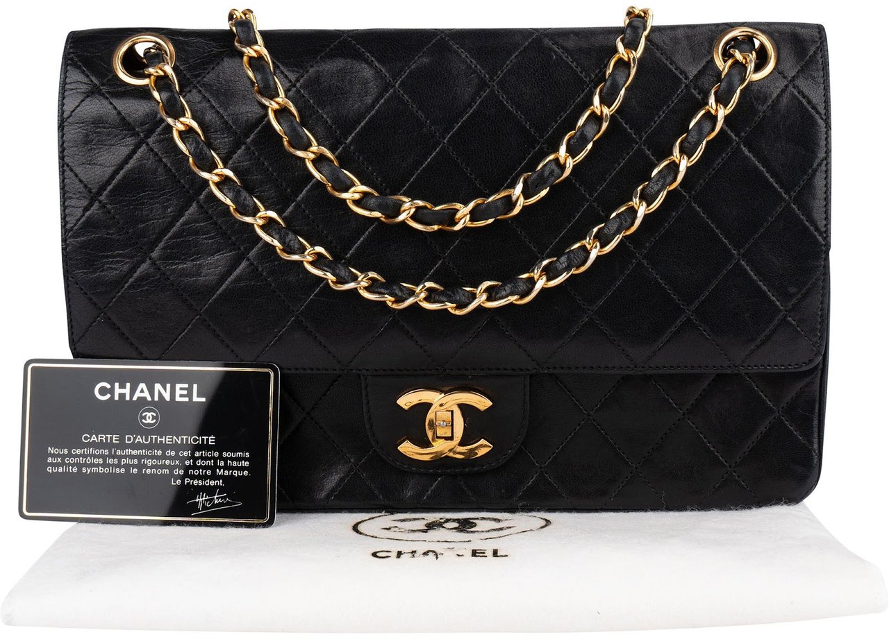 Chanel Chanel Quilted Lambskin 24K Gold Double Flap Crossbody Bag Zwart