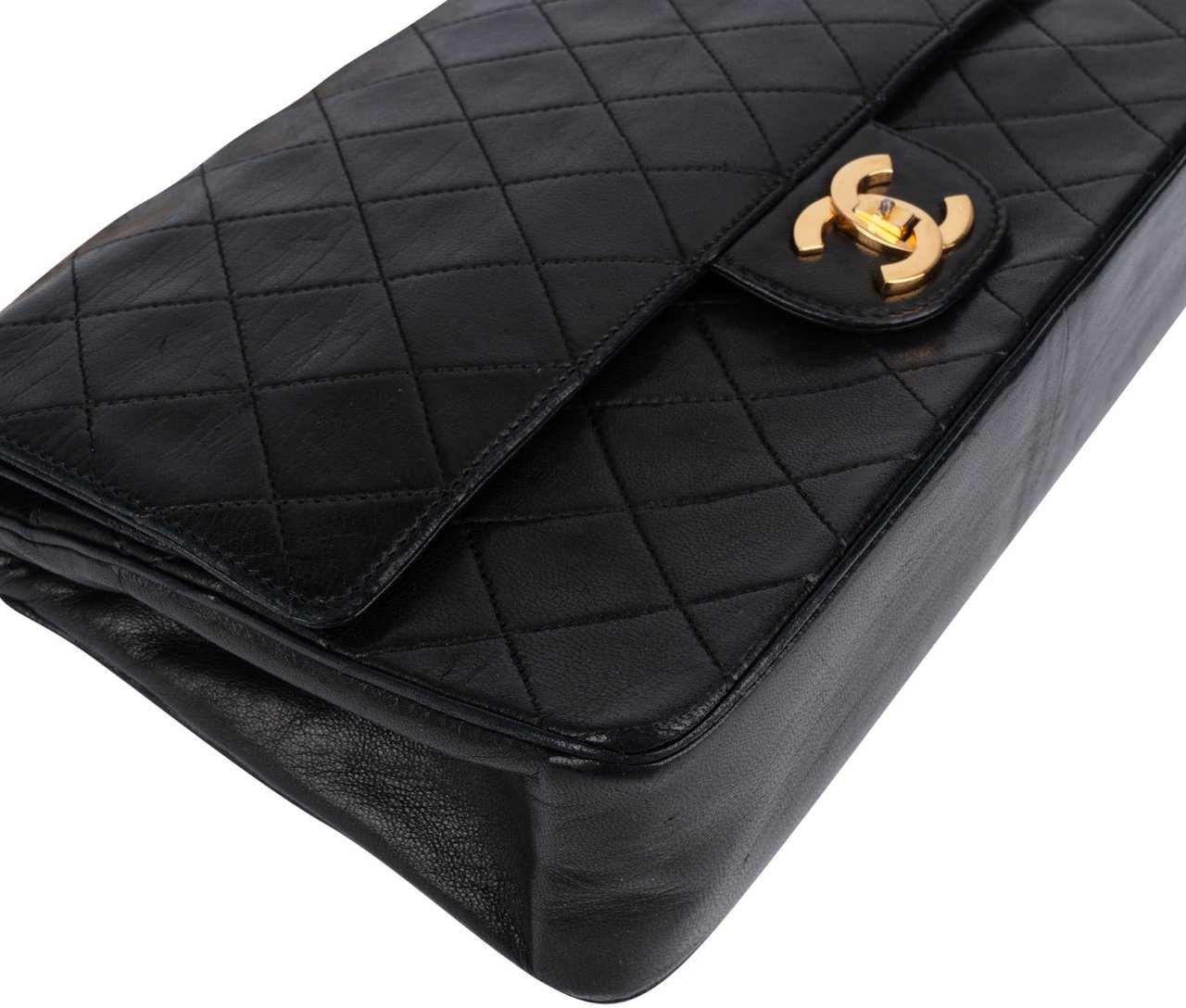 Chanel Chanel Quilted Lambskin 24K Gold Double Flap Crossbody Bag Zwart