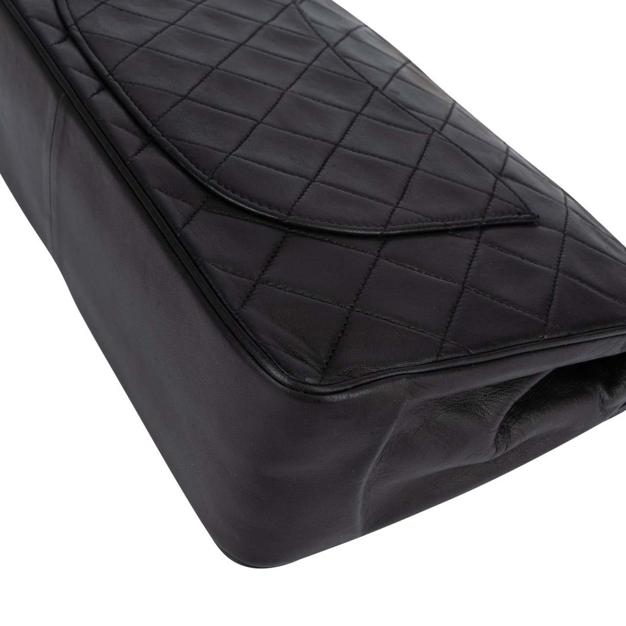 Chanel Chanel Quilted Lambskin 24K Gold Double Flap Crossbody Bag Zwart