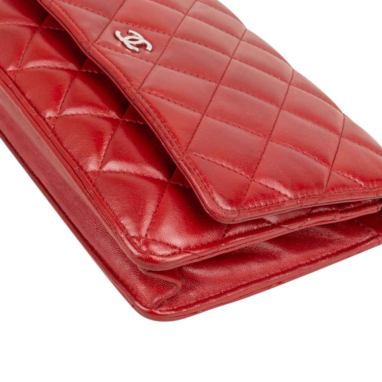 Chanel Chanel Quilted Lambskin Wallet On Chain Crossbody Bag Rood