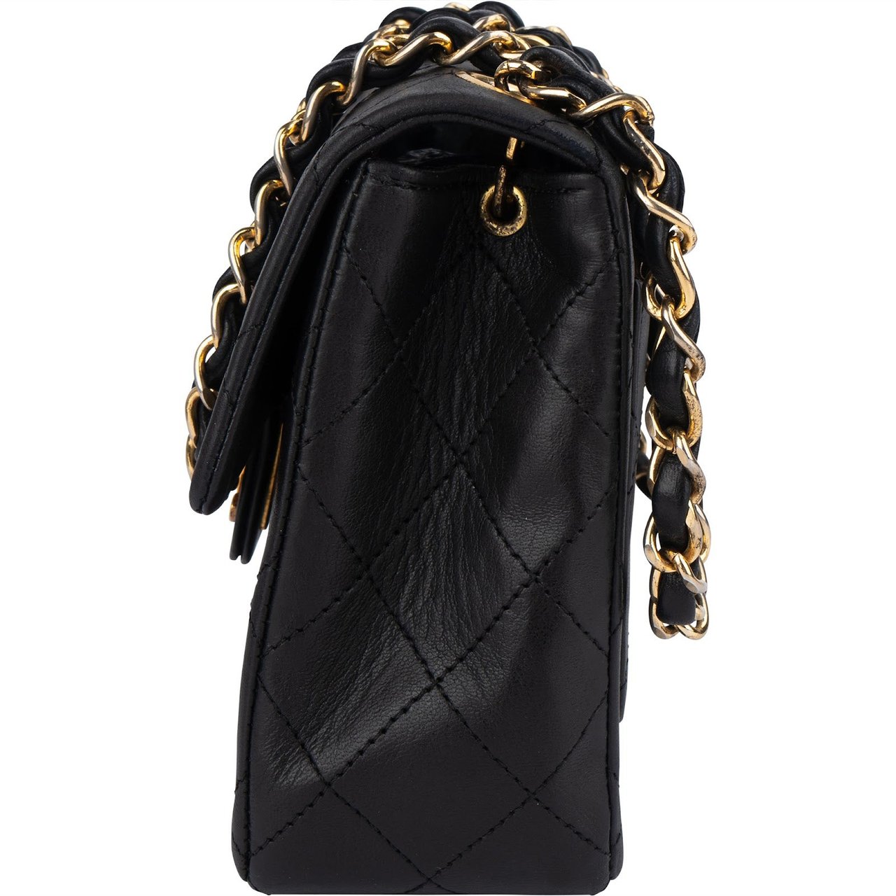 Chanel Chanel Quilted Lambskin 24K Gold Small Single Flap Crossbody Bag Zwart