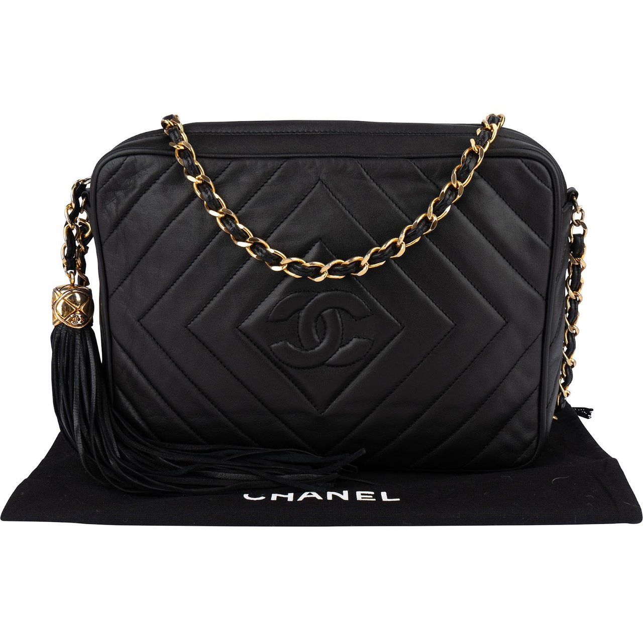 Chanel Chanel Quilted Lambskin Chevron Camera Crossbody Bag Zwart