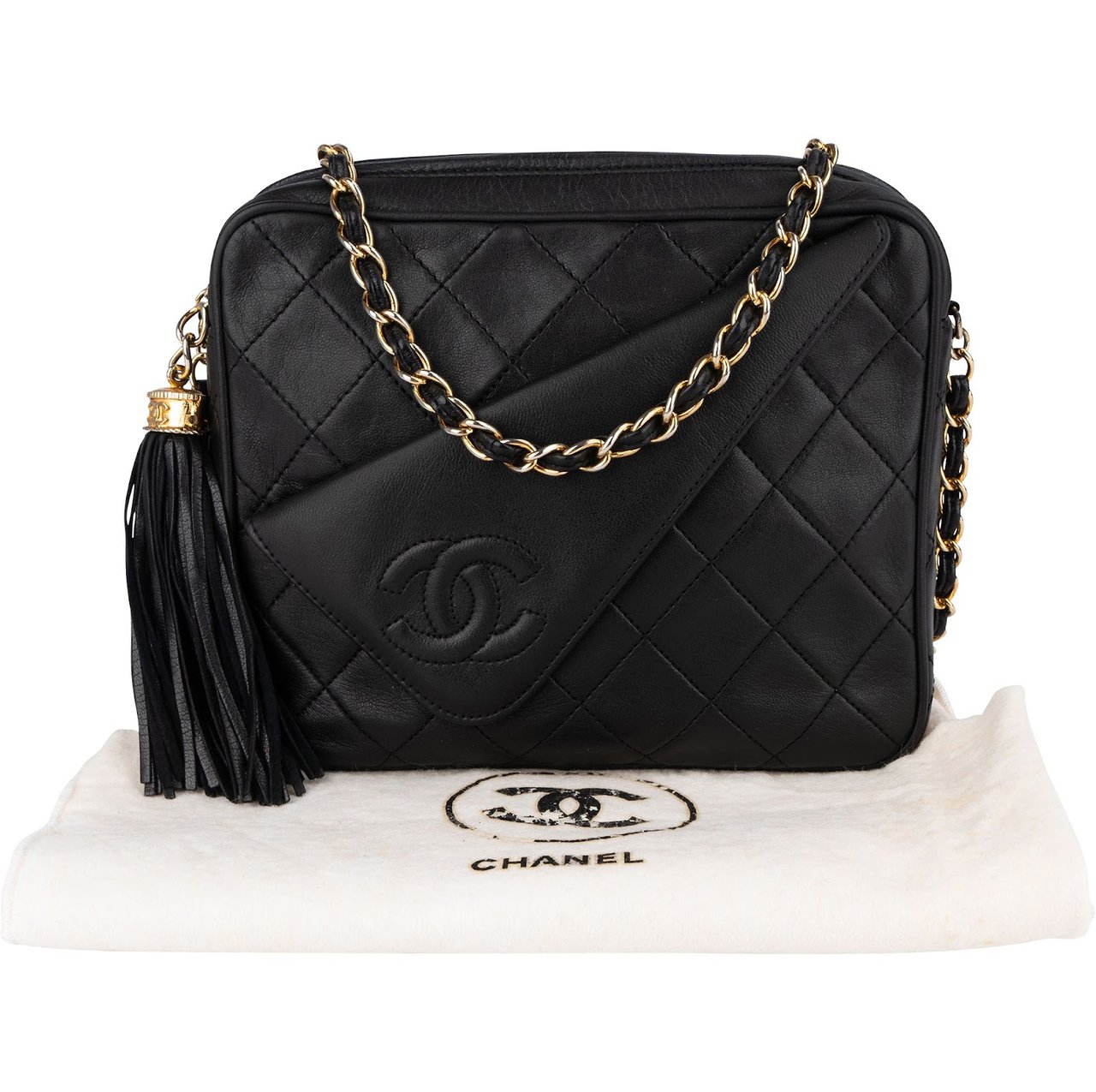 Chanel Chanel Quilted Lambskin CC Camera Crossbody Bag Zwart