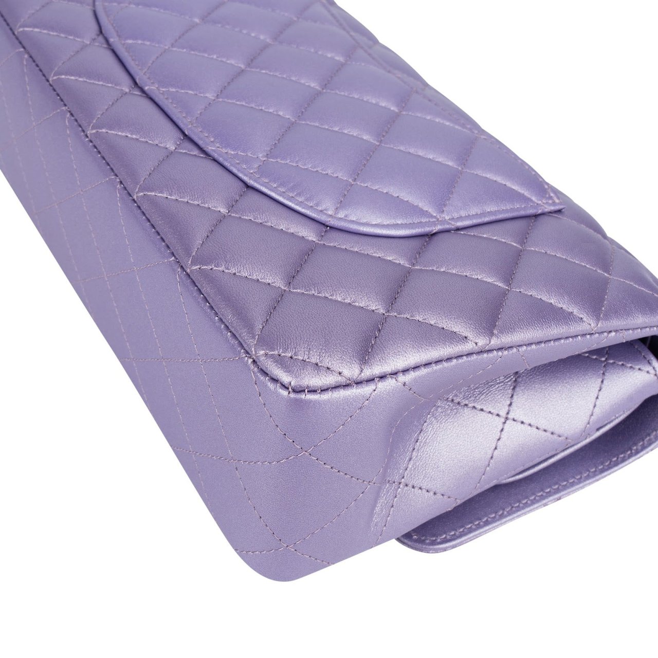 Chanel Quilted Metallic Lambskin Medium Double Flap Crossbody Bag Paars