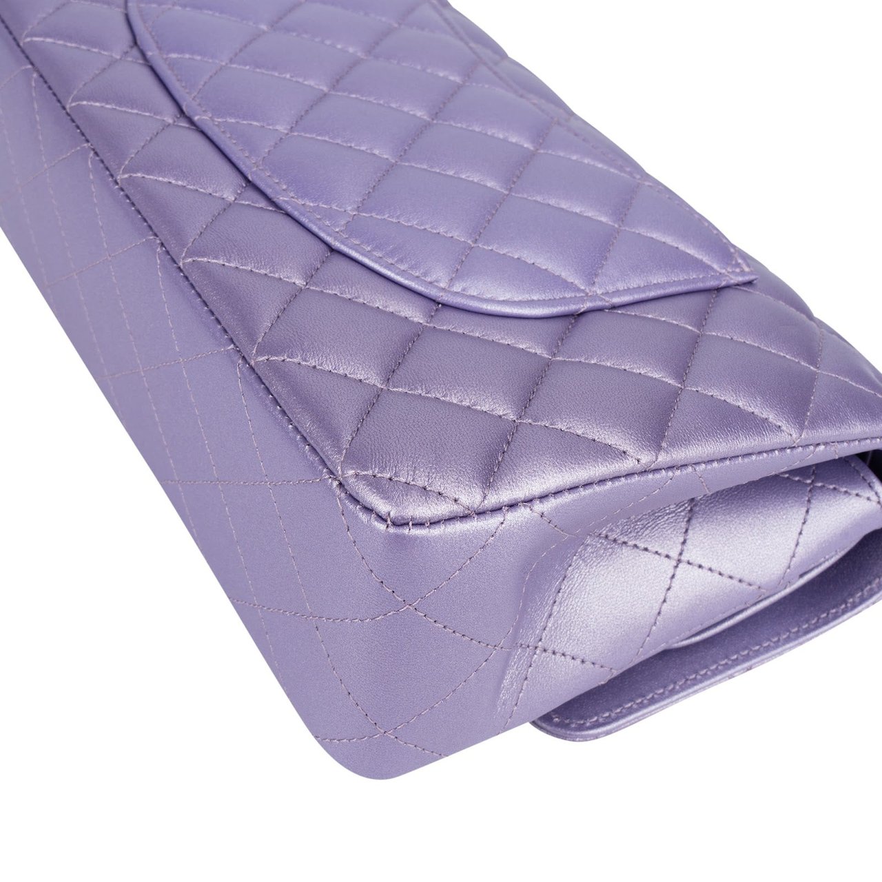 Chanel Quilted Metallic Lambskin Medium Double Flap Crossbody Bag Paars