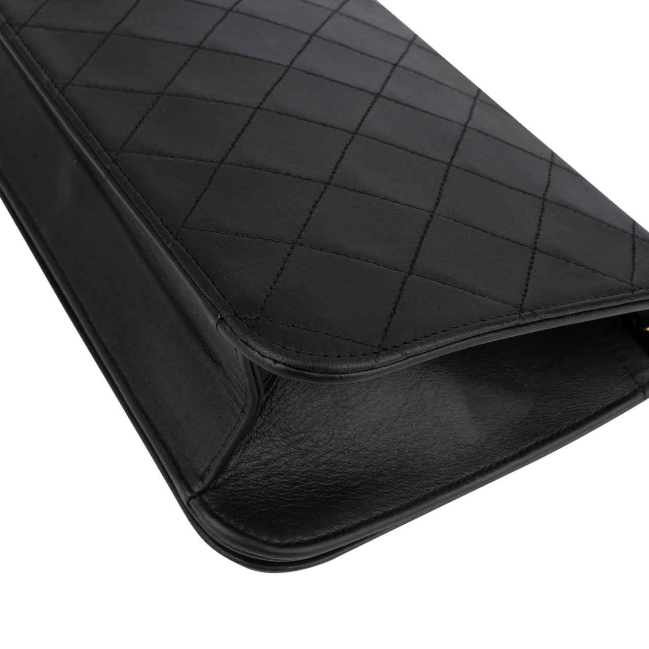 Chanel Chanel Quilted Lambskin 24K Gold Single Flap Crossbody Bag Zwart